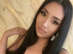 KimmKross - female with black hair and  big tits webcam at ImLive