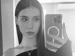 KiraAbramova from LiveJasmin