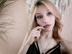 KiranaHayess from ImLive