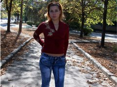 KiskaIricka - female with brown hair webcam at ImLive