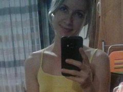 KissSweetGirlll - blond female with  small tits webcam at ImLive