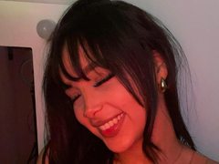 Kitty_Play from ImLive