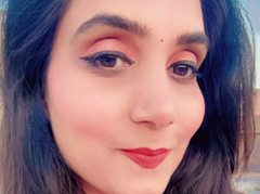 Komal from LiveJasmin