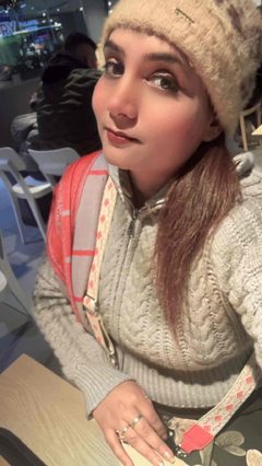 Komal - female with brown hair and  big tits webcam at LiveJasmin