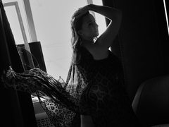 KristiFaber - female with brown hair webcam at LiveJasmin