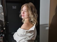 Krystal_Ms - female webcam at ImLive