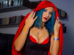 LadyAbsinthe - female with black hair webcam at ImLive