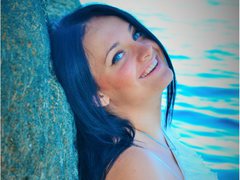 LadyGrey - female with black hair and  small tits webcam at ImLive
