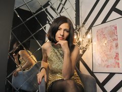 Lady_Karolina - female with brown hair webcam at ImLive