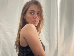 LanaQuinn - blond female webcam at ImLive