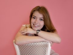 LaraColens - female with red hair webcam at LiveJasmin