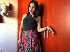 LarizaGuzman410 - female webcam at ImLive