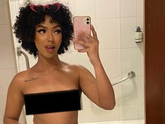 TanedraCollins - shemale with brown hair and  big tits webcam at xLoveCam