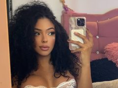 TanedraCollins - shemale with brown hair and  big tits webcam at xLoveCam
