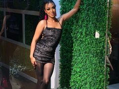 TanedraCollins - shemale with brown hair and  big tits webcam at xLoveCam