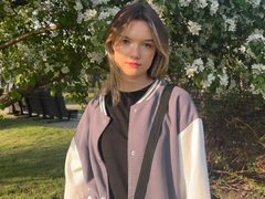 latenightx from ImLive