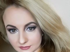 LeahLion from ImLive