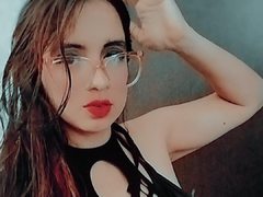 Leannefoxy - female with red hair and  big tits webcam at LiveJasmin