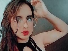 Leannefoxy - female with red hair and  big tits webcam at LiveJasmin