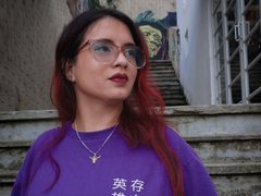Leannefoxy - female with red hair and  big tits webcam at LiveJasmin