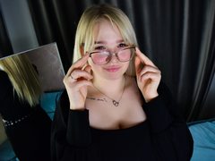 LesleyLucci - blond female with  big tits webcam at LiveJasmin