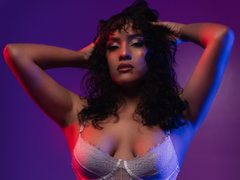 LesliePirce - female with black hair and  big tits webcam at LiveJasmin