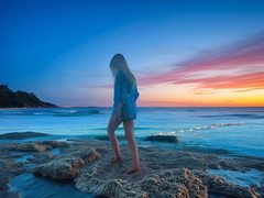 LesyaOhWhite - female with black hair webcam at ImLive