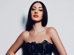 Lettyloveee1 - female with black hair webcam at ImLive