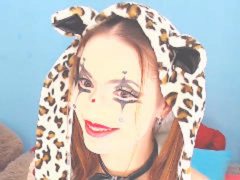 LexiKiss - female with brown hair webcam at ImLive