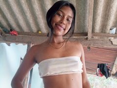 LeyaHott from ImLive