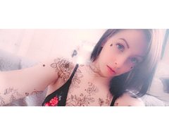 leahxxo - female with red hair and  small tits webcam at ImLive