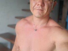 LightRodger from ImLive