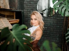 LilFleur - female with red hair webcam at LiveJasmin