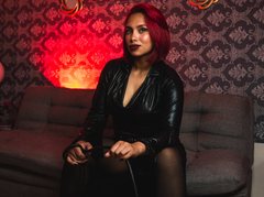 LilithAdams - female with red hair and  big tits webcam at xLoveCam