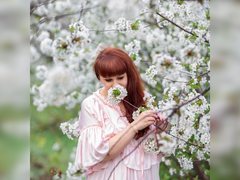 LillianSunny - female with red hair and  small tits webcam at ImLive