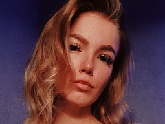 Lily_Daviss - blond female with  small tits webcam at ImLive