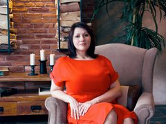 BigBoomBusty - blond female with  big tits webcam at ImLive