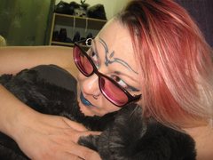 MrsDaemon - female with black hair and  small tits webcam at LiveJasmin