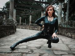 LindsayDavis - female with brown hair and  small tits webcam at LiveJasmin