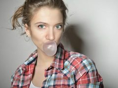 LisaAspasia - female with brown hair and  small tits webcam at ImLive