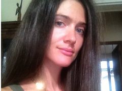 LisaAspasia - female with brown hair and  small tits webcam at ImLive