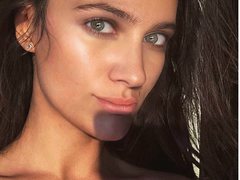 LisaAspasia - female with brown hair and  small tits webcam at ImLive