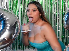 LissaRoux - female with brown hair and  small tits webcam at ImLive