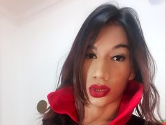 DOLCENOIR - shemale with black hair and  small tits webcam at ImLive