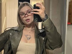 LizzFlores from LiveJasmin