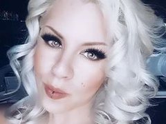 LolaDeVille24 - female with red hair and  big tits webcam at ImLive