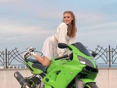 LollyLuxxy - blond female webcam at ImLive