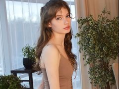 LoliyLarsoon - blond female with  small tits webcam at LiveJasmin