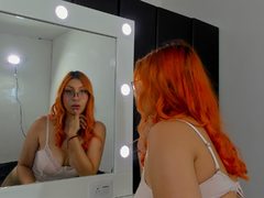 Loren420 - female with  small tits webcam at ImLive