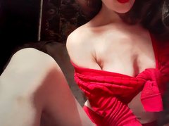 LorraineOSun - female with brown hair and  small tits webcam at xLoveCam